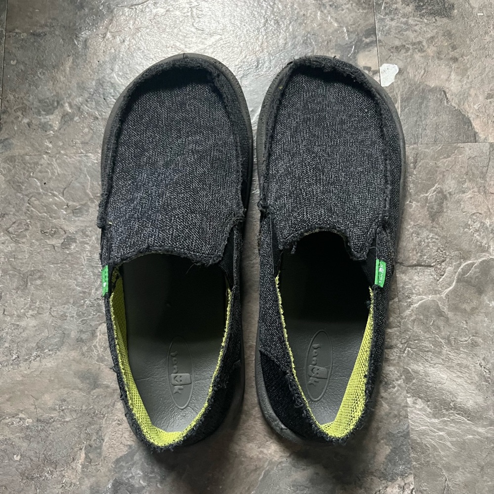 Sanuk slip on shoes